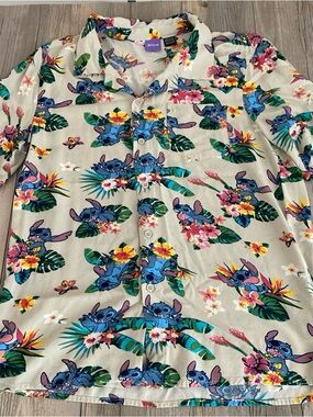 Disney Stitch Mens Short Sleeve Floral Tropical Button Shirt Medium
